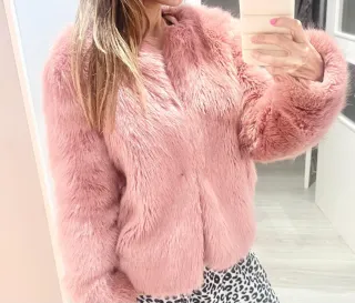 Abrigo pelo Bershka rosa