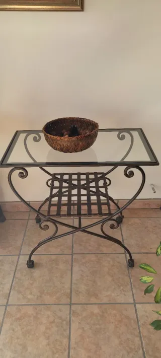 Mesa de forja con cristal