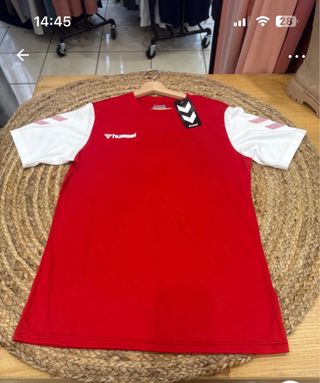 Camiseta Hummel Roja y Blanca