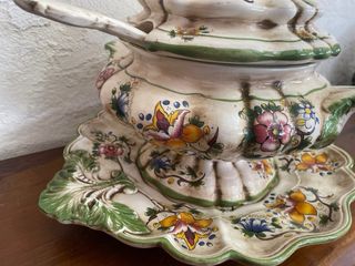 Sopera Antigua Capodimonte Cerámica