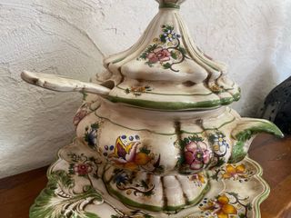 Sopera Antigua Capodimonte Cerámica