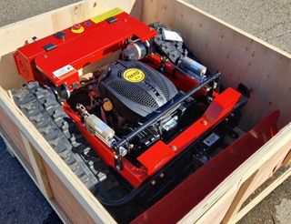 Desbrozadora Cortacésped Control Remoto con Pala