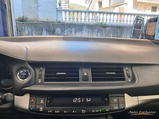 LEXUS CT 200H