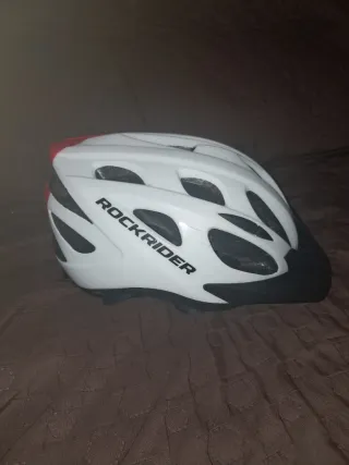 Casco B-Twin Blanco y Rojo T. S (51-56cm.)
