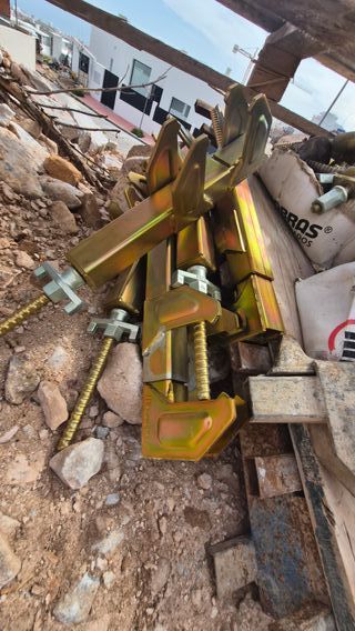 Alquiler chapas de encofrado para muros