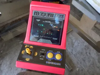 Máquina LSI Game Defender