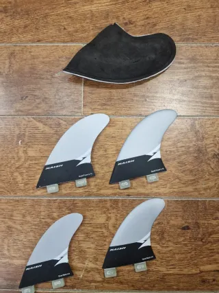 Tabla Naish Gecko 5'1 surf kite.