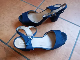 Zapatos de tacón azul para mujer