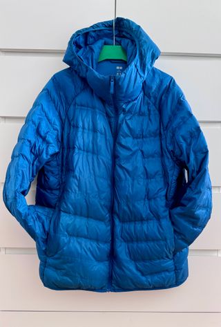 Plumas Uniqlo con capucha Talla XL