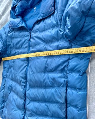 Plumas Uniqlo con capucha Talla XL