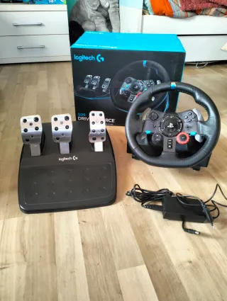 Volante Logitech G29 + Pedali (PC, PS4, PS5)