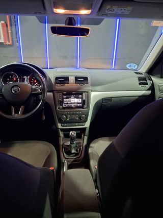 SKODA Yeti 1.2 TSI Outdoor Black