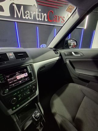 SKODA Yeti 1.2 TSI Outdoor Black