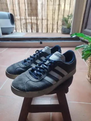 Bambas Adidas Nike new balance Talla 41-42