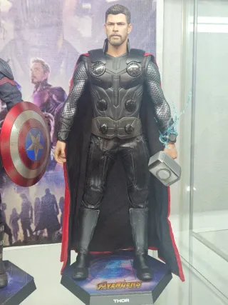 Thor End Game Hot Toys