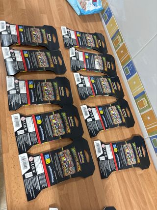 10 blister Pokémon Mega Evolución + 2 Regalo
