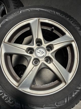Llantas RC Design 15 + Neumáticos Invierno Goodyea