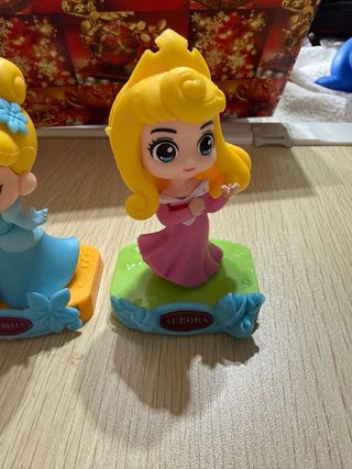 Figuras Princesas Disney: Blancanieves, Cenicienta
