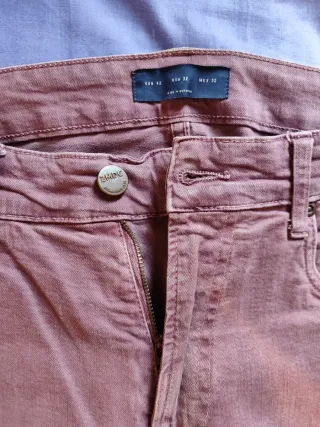 Pantalones pitillo Zara Talla 42 morado