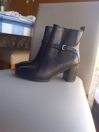 Botines de piel "Zara" piel genuina