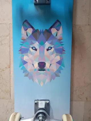 Monopatín Hudora Azul Lobo Geométrico