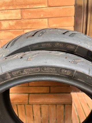 Neumatico Michelin Road 6 GT 120/70-17 y 190/55-17