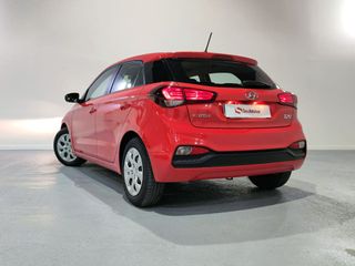 Hyundai i20 Essence 1.2 MPI 75 5p