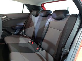 Hyundai i20 Essence 1.2 MPI 75 5p