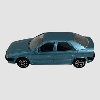 Miniatura Bburago Citroen Xantia 1/43