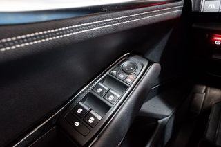 Renault Austral AUSTRAL TECHNO 1.2 E-TECH HYBRID 200CV ATV 6E