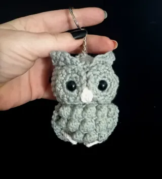 Llavero Búho Tejido a Mano