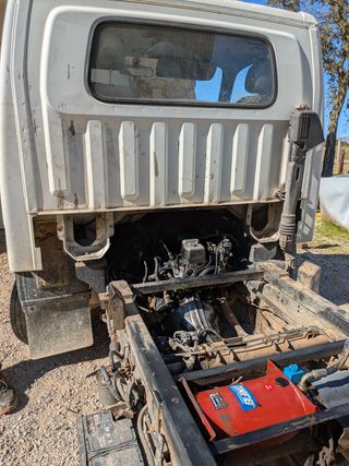 KIA FRONTIER 2002 (Camión Volquete)