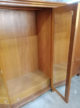 Ropero Grande de Madera