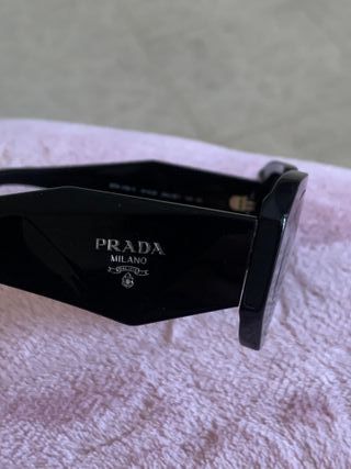 Occhiali da sole Prada Symbol neri