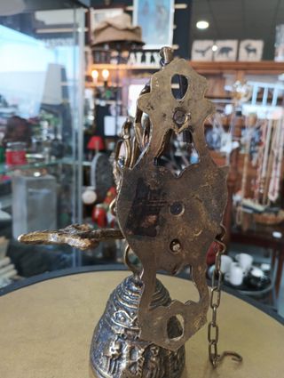 Timbre de campana antiguo o timbre de monasterio