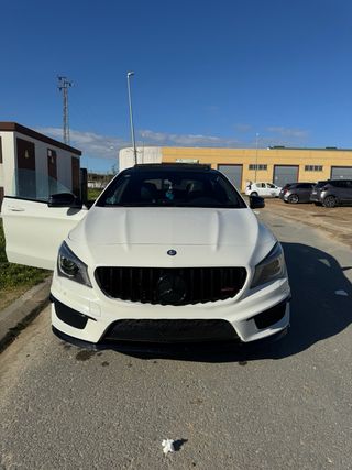 Mercedes-Benz CLA 2013