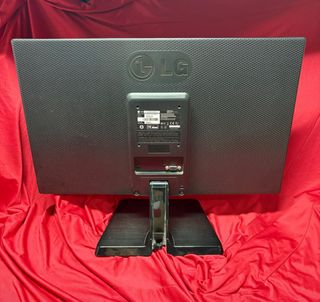 Monitor LG LED 21,5 Ultra Brillante