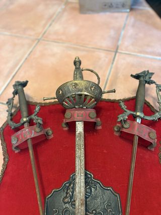 Set 3 Spade Decorative da Parete con Scudo