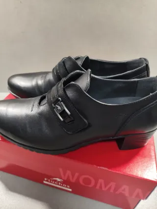 Zapatos Fluchos Piel Mujer Negros