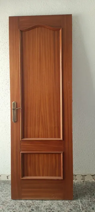 Puertas de madera de regalo