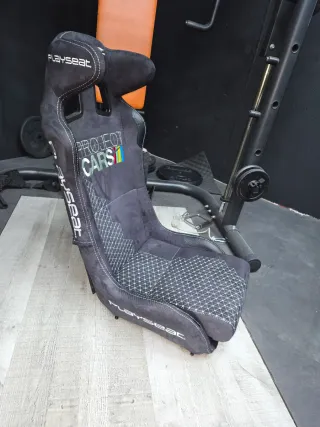 Baquet simulador Playseat, en ALCANTARA" NUEVO"