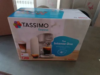 Cafetera Bosch Tassimo precintada y 100 capsulas