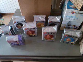 Cafetera Bosch Tassimo precintada y 100 capsulas