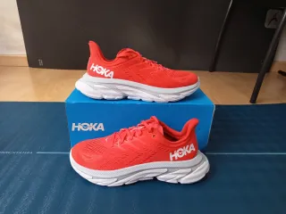 Hoka Clifton Edge T41 Zapatillas Running Roja