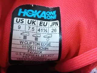 Hoka Clifton Edge T41 Zapatillas Running Roja