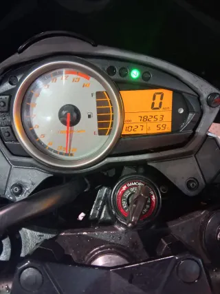 Kawa Z750 2010 Se vende por traslado. Carnet A2