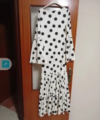 Vestido lunares blanco y negro. Sin usar