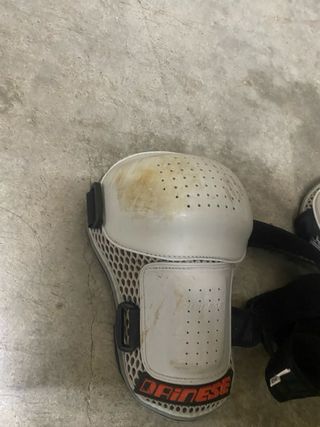 Rodilleras Enduro Dainese