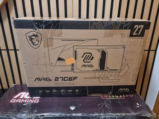 Monitor MSI MAG 27C6F Curvo 27 FHD 180Hz