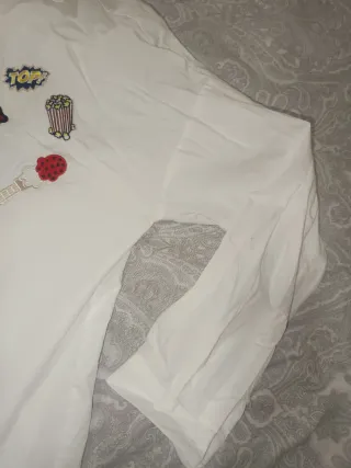 Camisa Zara blanca con parches